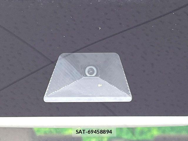 Honda N BOX 2023-01 7456123-5