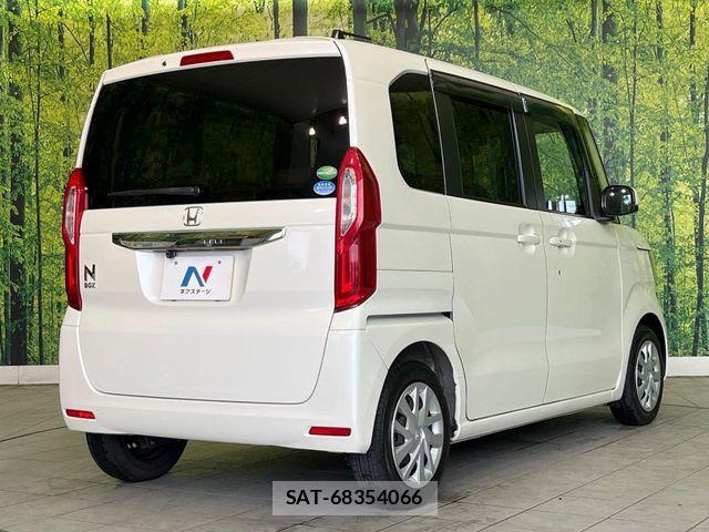 Honda N BOX 2017-12 7456143-16