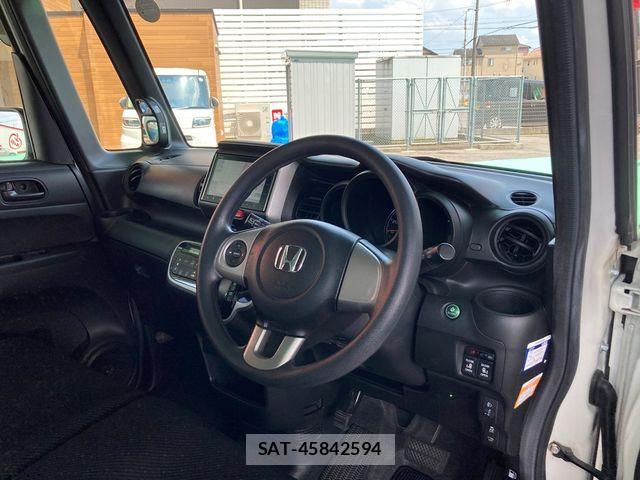 Honda N BOX 2014-10 7456155-11