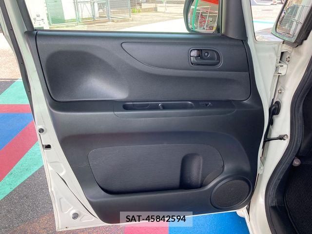 Honda N BOX 2014-10 7456155-24