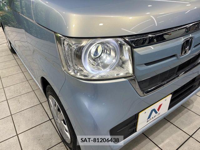 Honda N BOX 2018-04 7456144-11