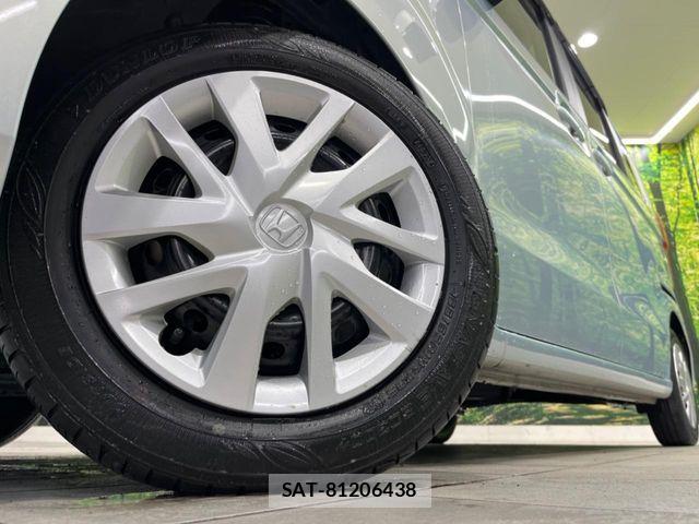 Honda N BOX 2018-04 7456144-12