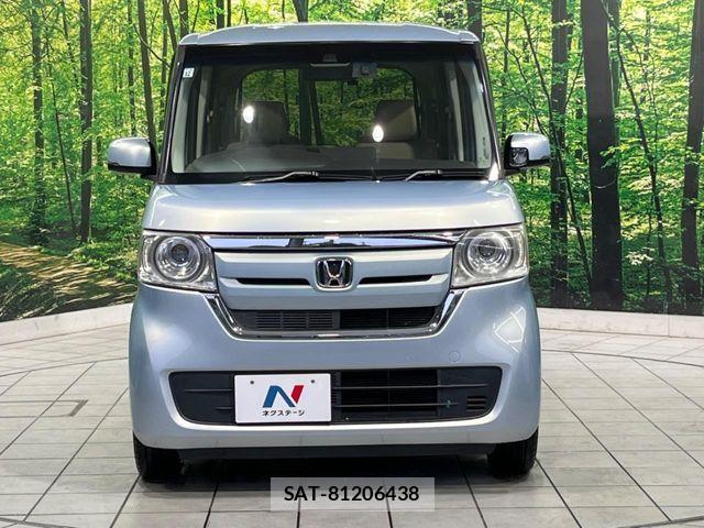 Honda N BOX 2018-04 7456144-13