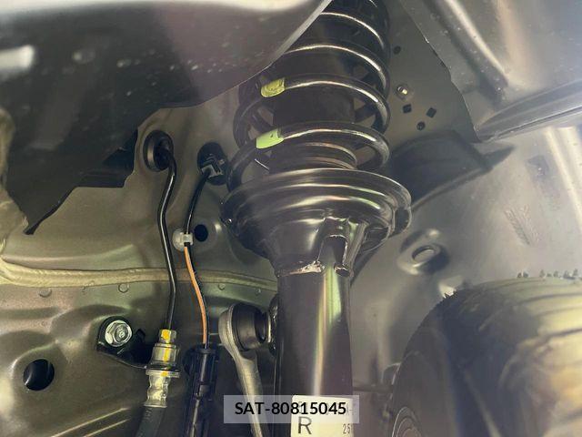 Honda N BOX 2026-05 7456101-19