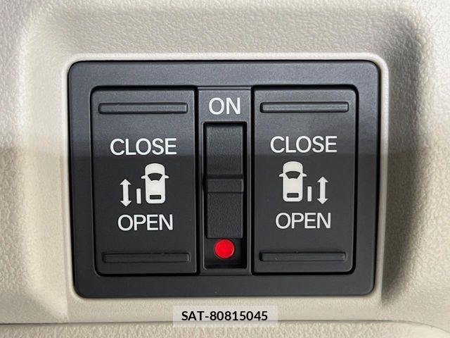 Honda N BOX 2026-05 7456101-4