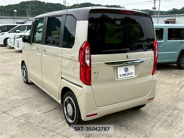 Honda N BOX 2018-08 7456133-10