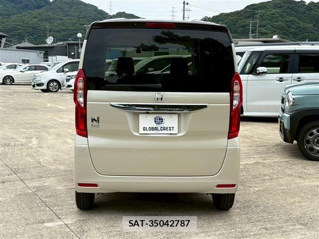 Honda N BOX 2018-08 7456133-11