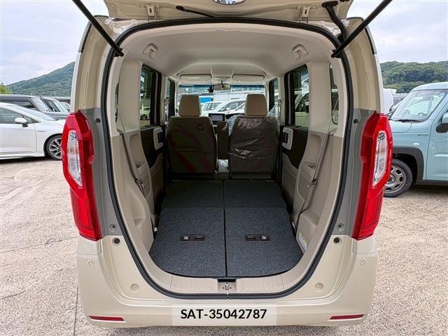 Honda N BOX 2018-08 7456133-16