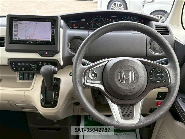 Honda N BOX 2018-08 7456133-22