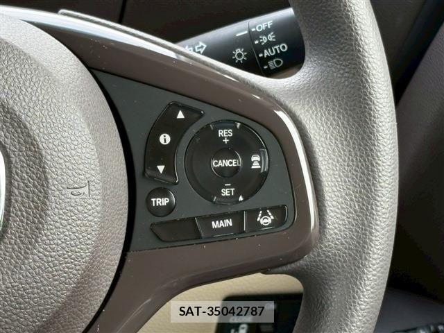 Honda N BOX 2018-08 7456133-29