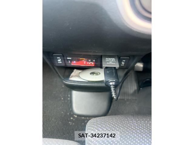 Honda N BOX 2017-01 7456172-19