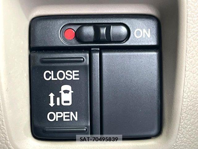 Honda N BOX 2012-05 7456162-4