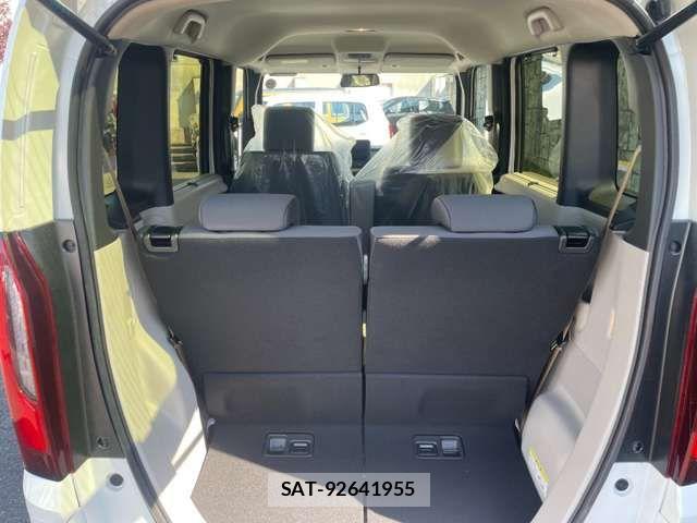 Honda N BOX 2026-04 7456103-12