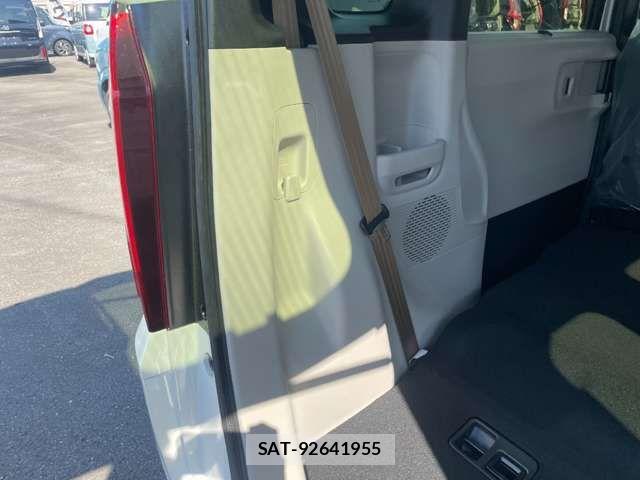 Honda N BOX 2026-04 7456103-14