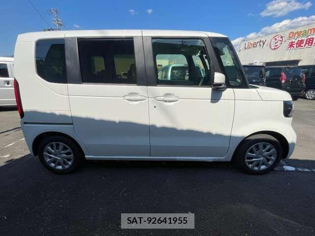 Honda N BOX 2026-04 7456103-6