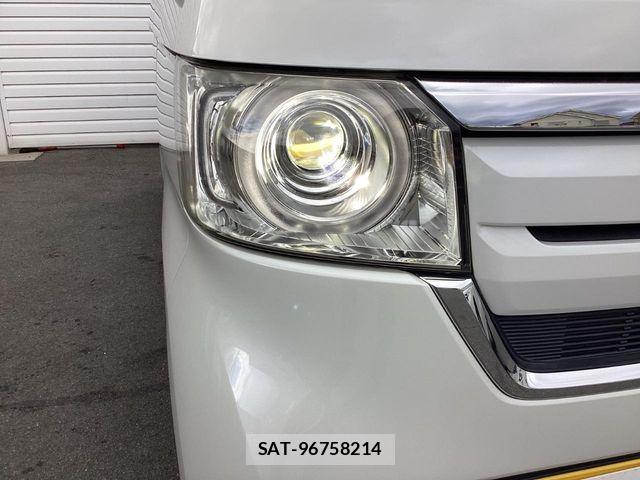 Honda N BOX 2018-08 7456127-11