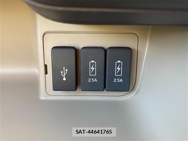 Honda N BOX 2018-09 7456118-18