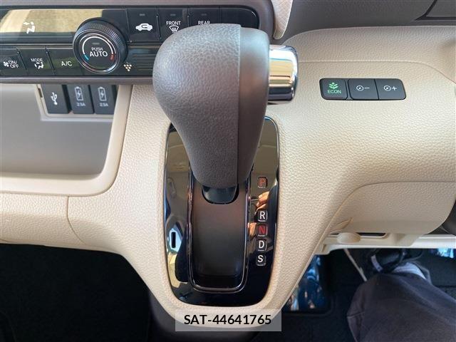 Honda N BOX 2018-09 7456118-19