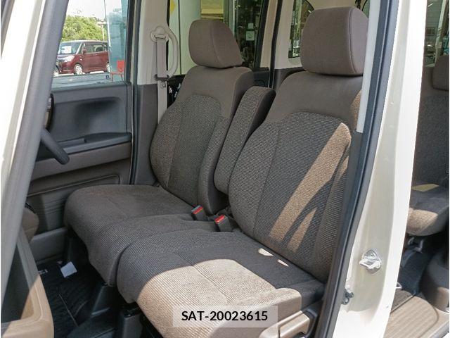 Honda N BOX 2023-02 7456141-10