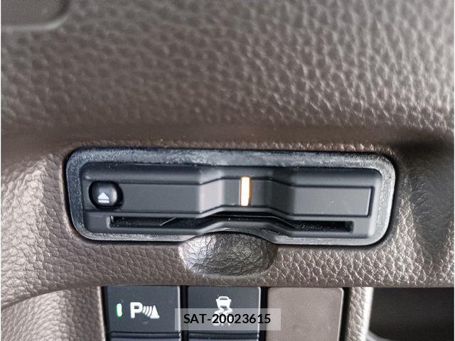 Honda N BOX 2023-02 7456141-18