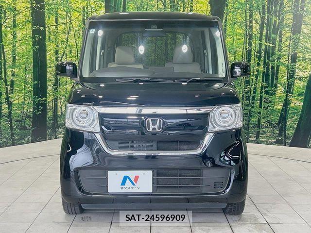 Honda N BOX 2018-02 7456134-13