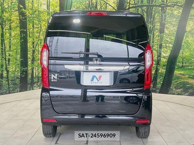 Honda N BOX 2018-02 7456134-14