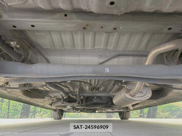 Honda N BOX 2018-02 7456134-18