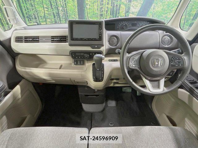 Honda N BOX 2018-02 7456134-1