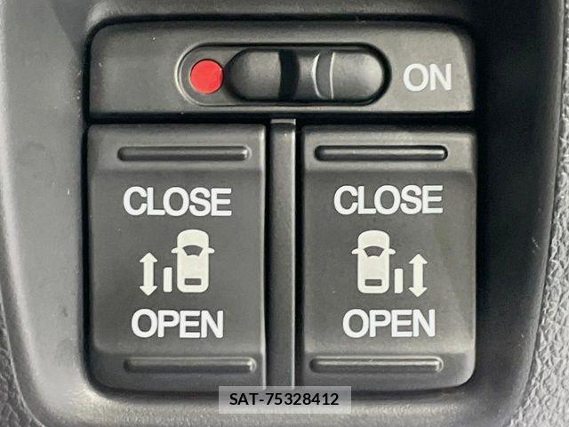 Honda N BOX 2013-06 7456160-2