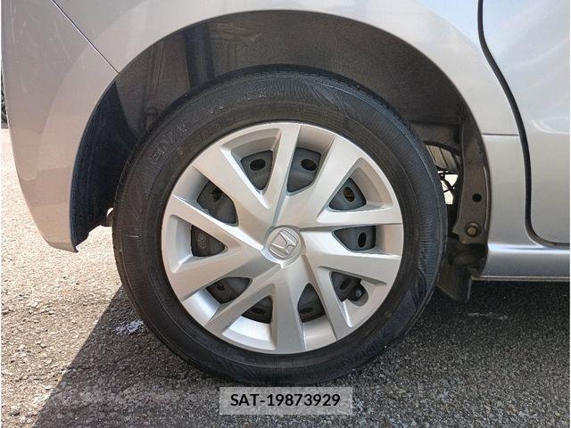 Honda N BOX 2021-06 7456132-27
