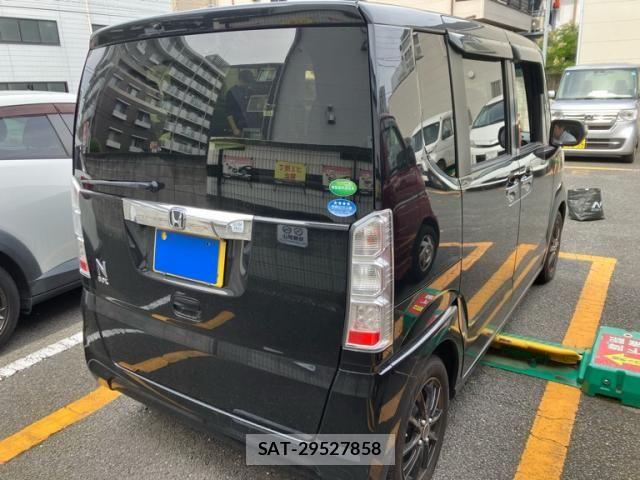 Honda N BOX 2017-02 7456169-9