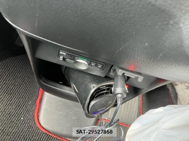 Honda N BOX 2017-02 7456169-15