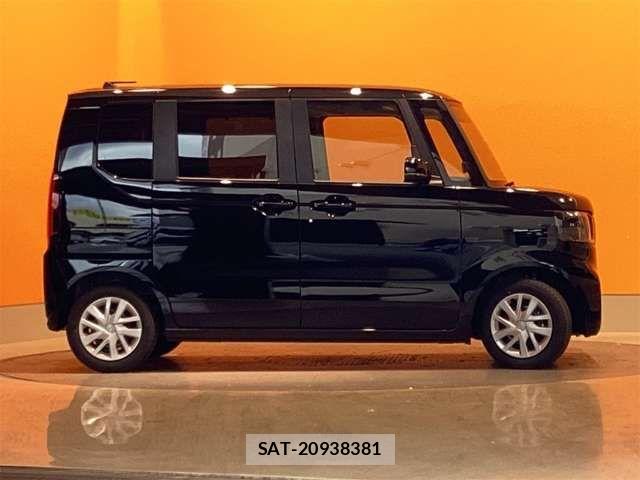 Honda N BOX 2026-05 7456104-6