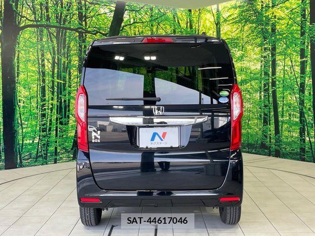 Honda N BOX 2020-07 7456146-15