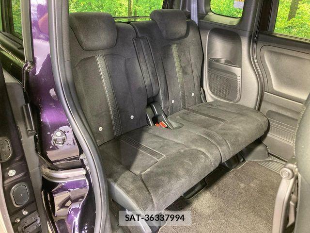Honda N BOX 2023-08 7456109-8