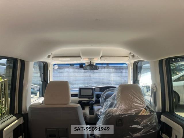Honda N BOX 2018-03 7456154-9