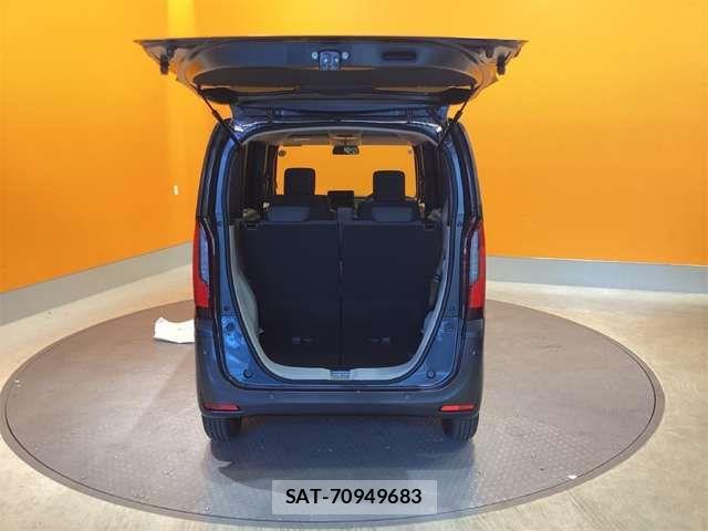 Honda N BOX 2026-05 7456105-15