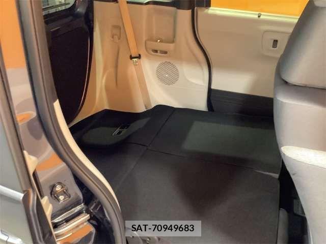 Honda N BOX 2026-05 7456105-19