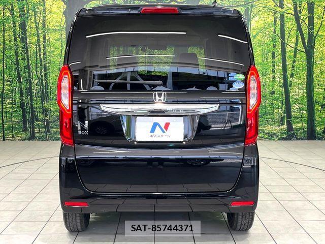 Honda N BOX 2019-07 7501756-14