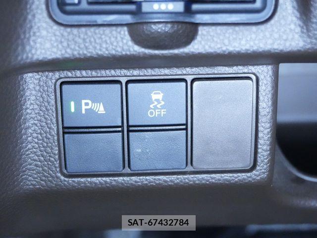 Honda N BOX 2021-12 7509371-16