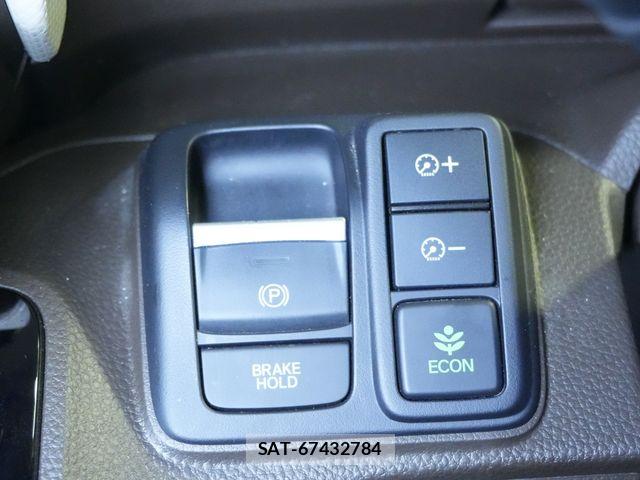 Honda N BOX 2021-12 7509371-18