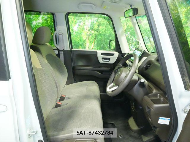 Honda N BOX 2021-12 7509371-24