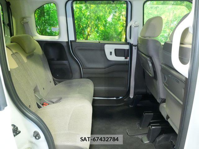 Honda N BOX 2021-12 7509371-26