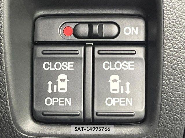 Honda N BOX 2017-06 7501763-3