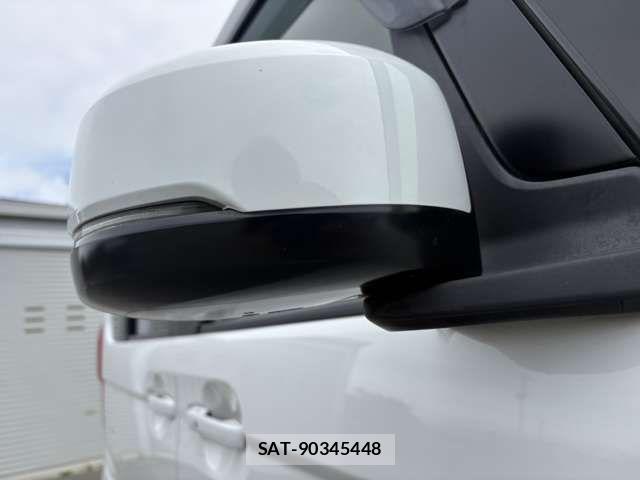 Honda N BOX 2019-03 7509381-10
