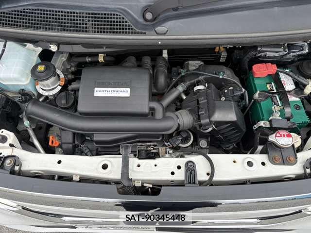 Honda N BOX 2019-03 7509381-13