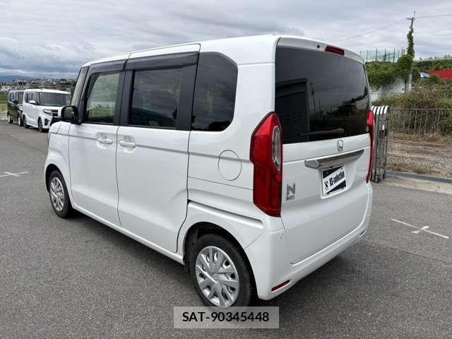 Honda N BOX 2019-03 7509381-6