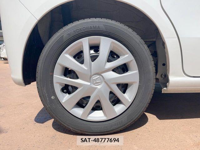 Honda N BOX 2024-10 7501749-12