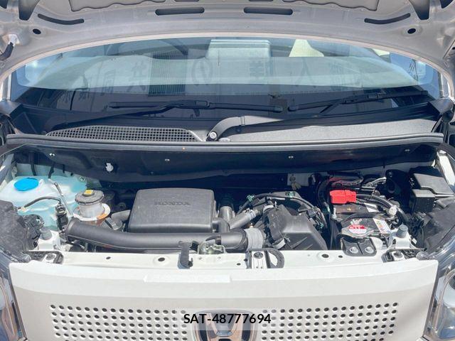 Honda N BOX 2024-10 7501749-17