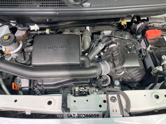 Honda N BOX 2023-10 7501736-17
